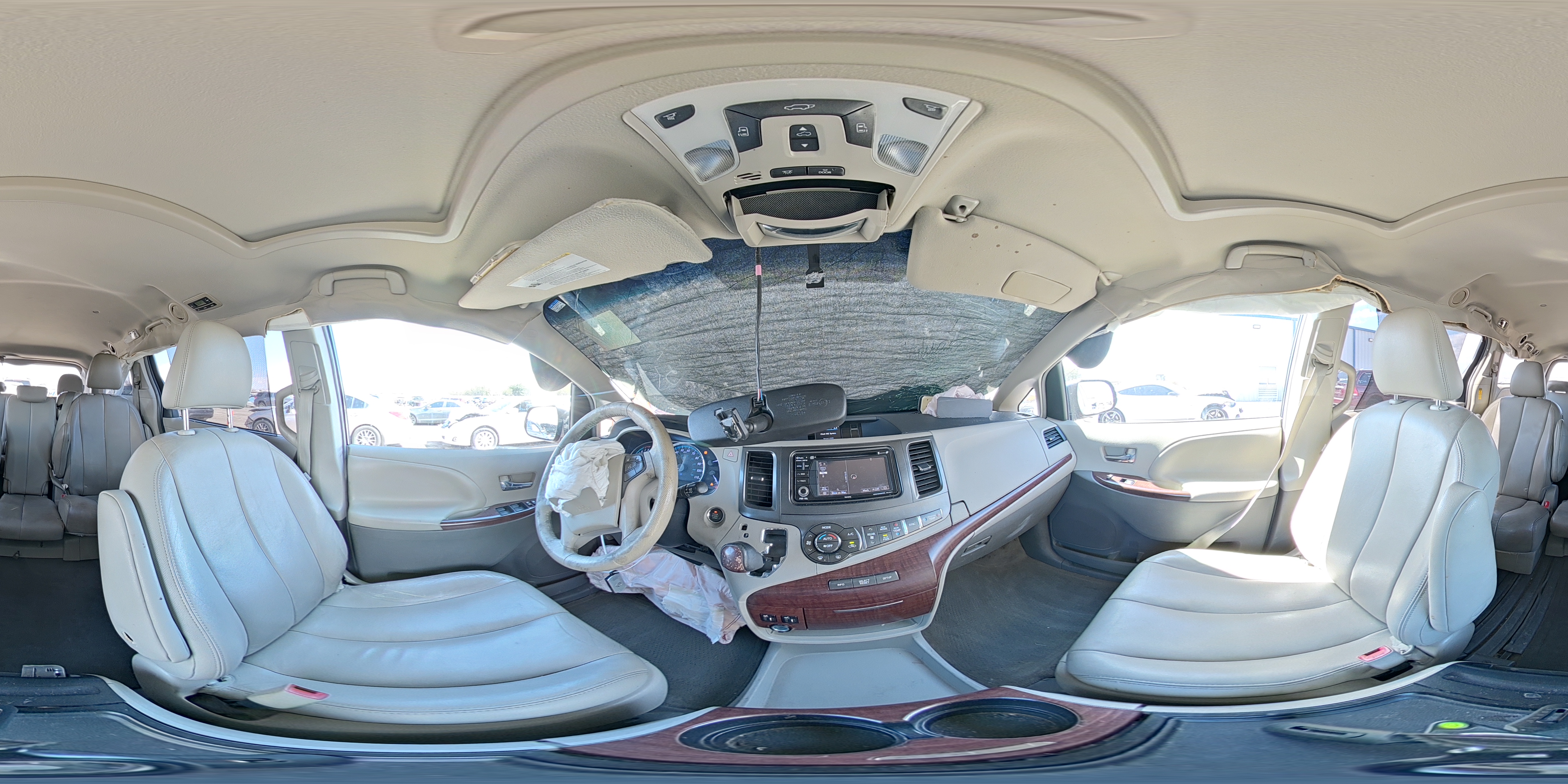 2014 Toyota Sienna Xle VIN: 5TDYK3DC7ES472641 Lot: 84237025