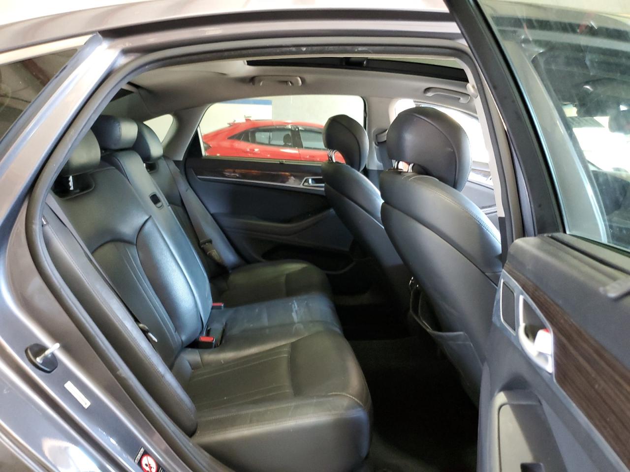 2015 Hyundai Genesis 3.8L VIN: KMHGN4JE1FU059959 Lot: 71410195