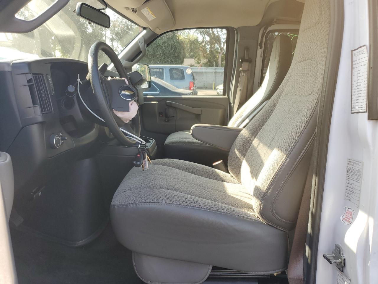 2023 Chevrolet Express G3500 Ls VIN: 1GAZGNFP3P1234182 Lot: 84396065