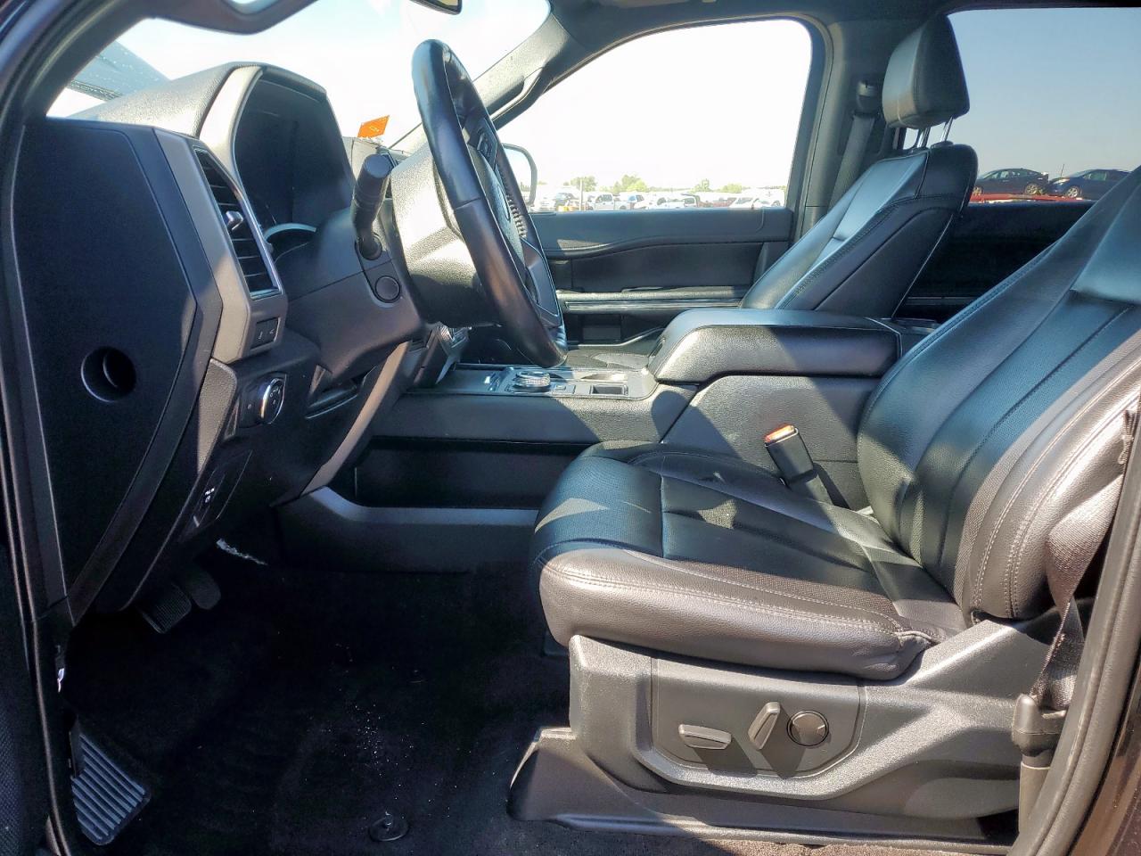 2021 Ford Expedition Xlt VIN: 1FMJU1HT5MEA33058 Lot: 83964935