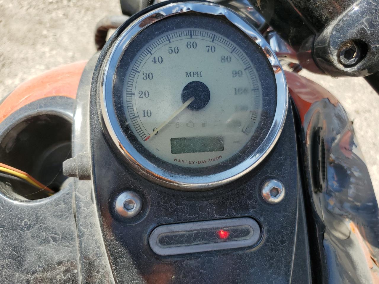 2010 Harley-Davidson Fxdwg VIN: 1HD1GP415AC312762 Lot: 80870325