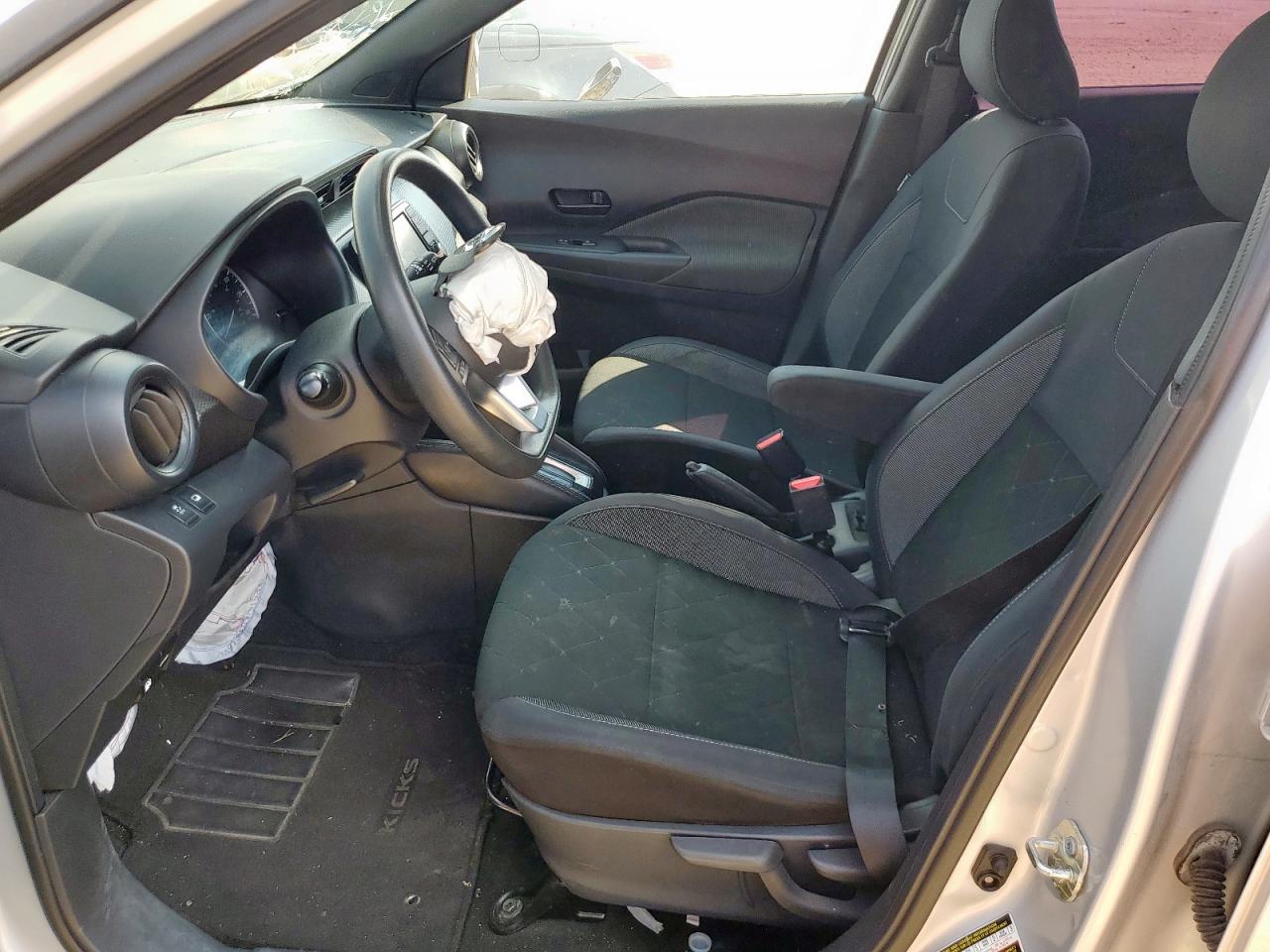 2019 Nissan Kicks S VIN: 3N1CP5CU1KL492020 Lot: 80903035