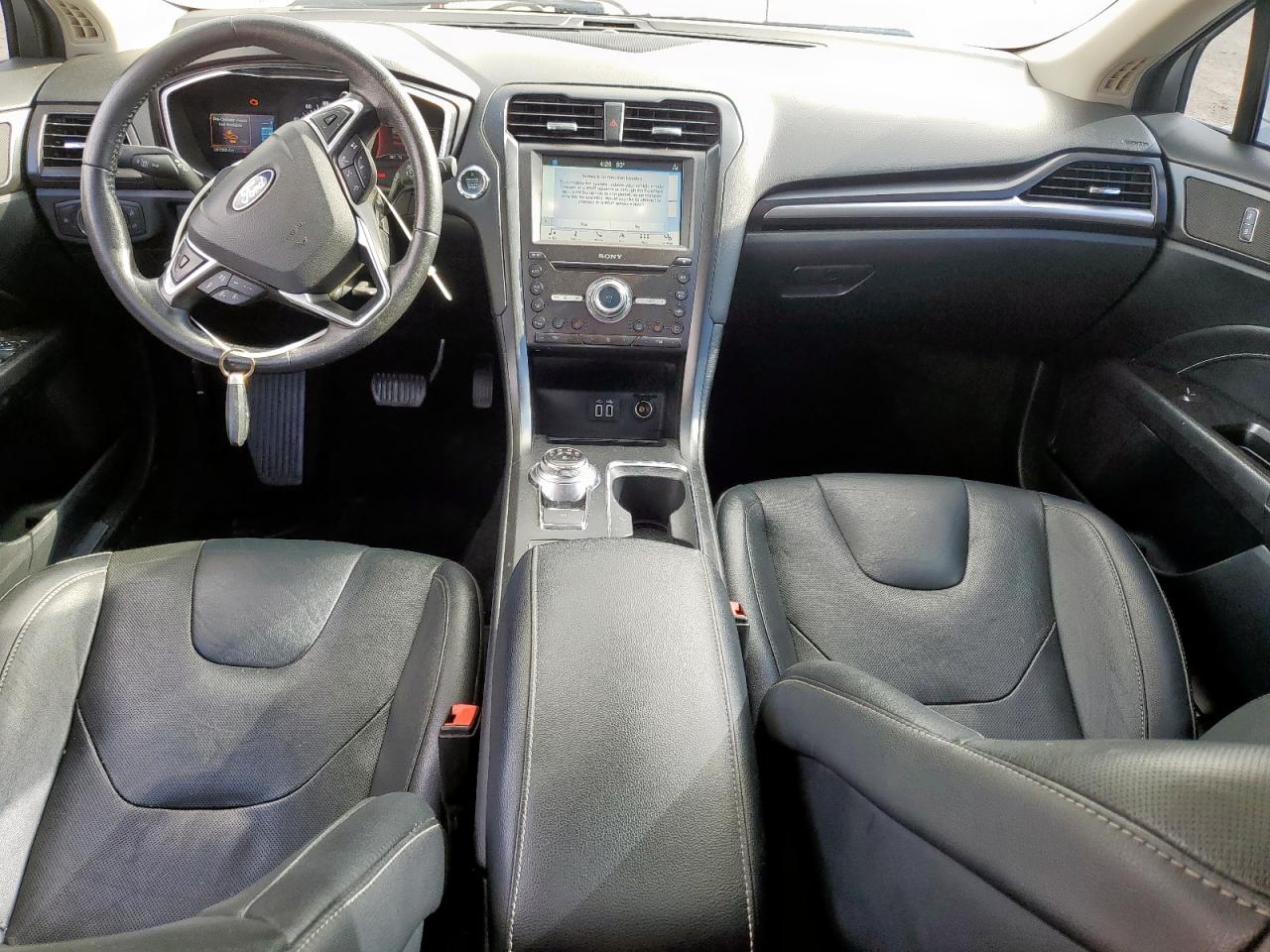 2019 Ford Fusion Titanium VIN: 3FA6P0D93KR184695 Lot: 81810305