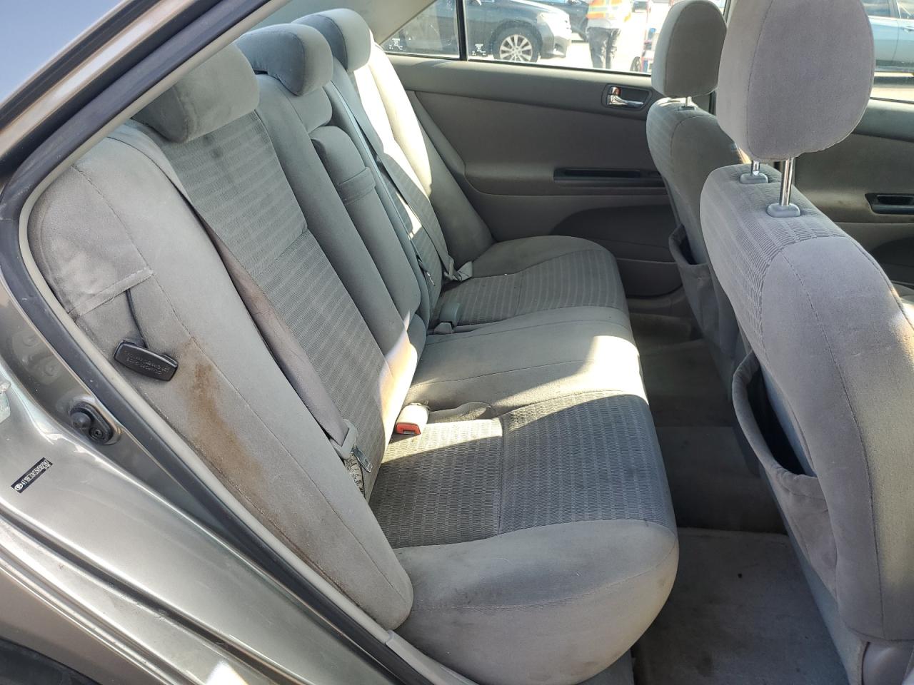 2005 Toyota Camry Le VIN: 4T1BE32K55U587947 Lot: 81475385