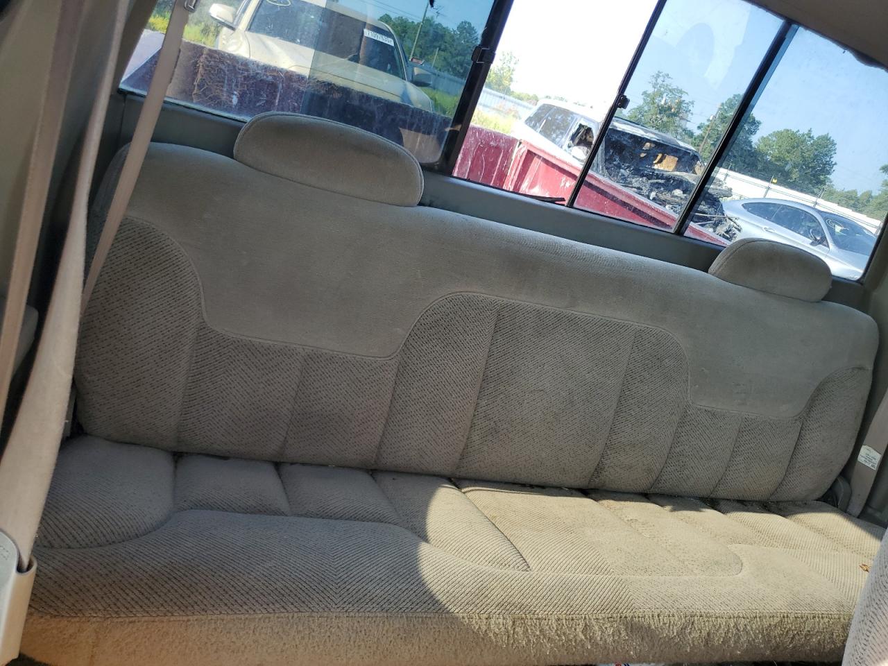 1996 Chevrolet Gmt-400 C1500 VIN: 1GCEC19M4TE208317 Lot: 71526575