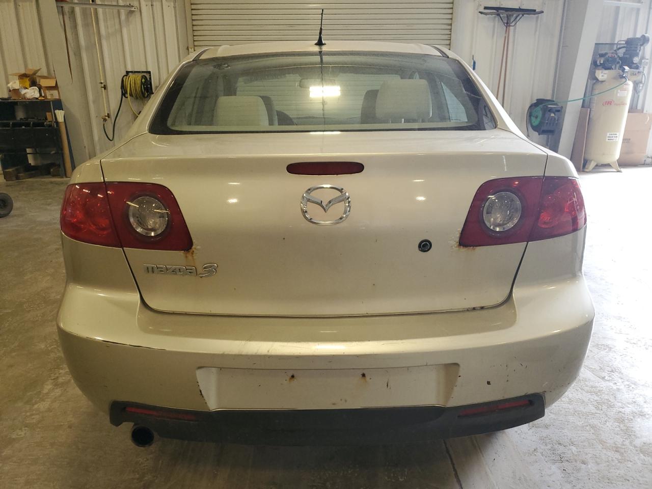 2006 Mazda 3 I VIN: JM1BK32F561481548 Lot: 70279865
