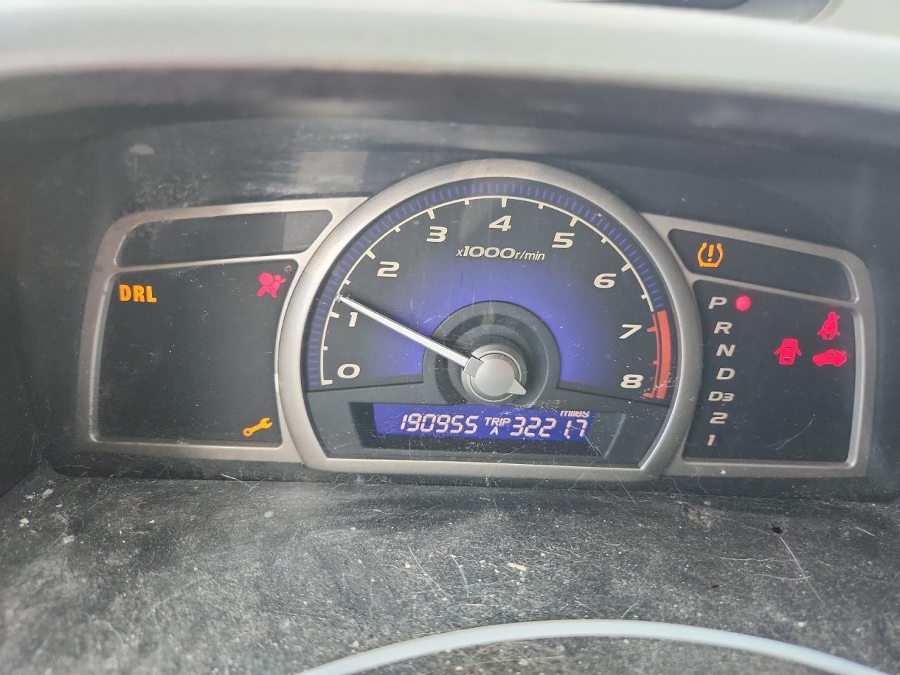 2008 Honda Civic Lx VIN: 1HGFA165X8L071623 Lot: 84605525