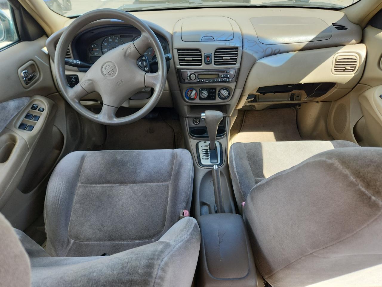 2000 Nissan Sentra Base VIN: 3N1CB51D1YL347960 Lot: 80563975