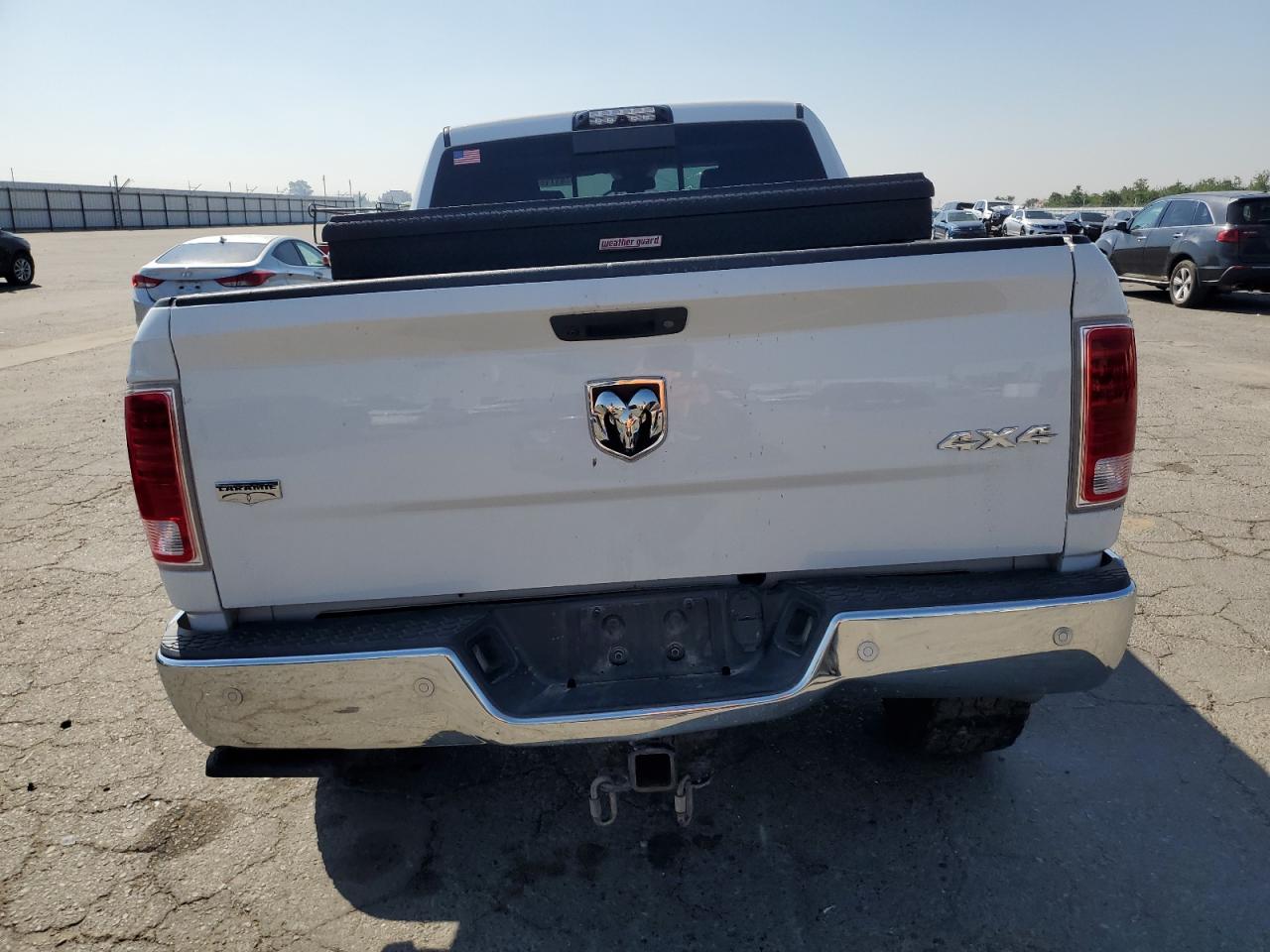 2018 Ram 2500 Laramie VIN: 3C6UR5NL2JG240498 Lot: 81719715