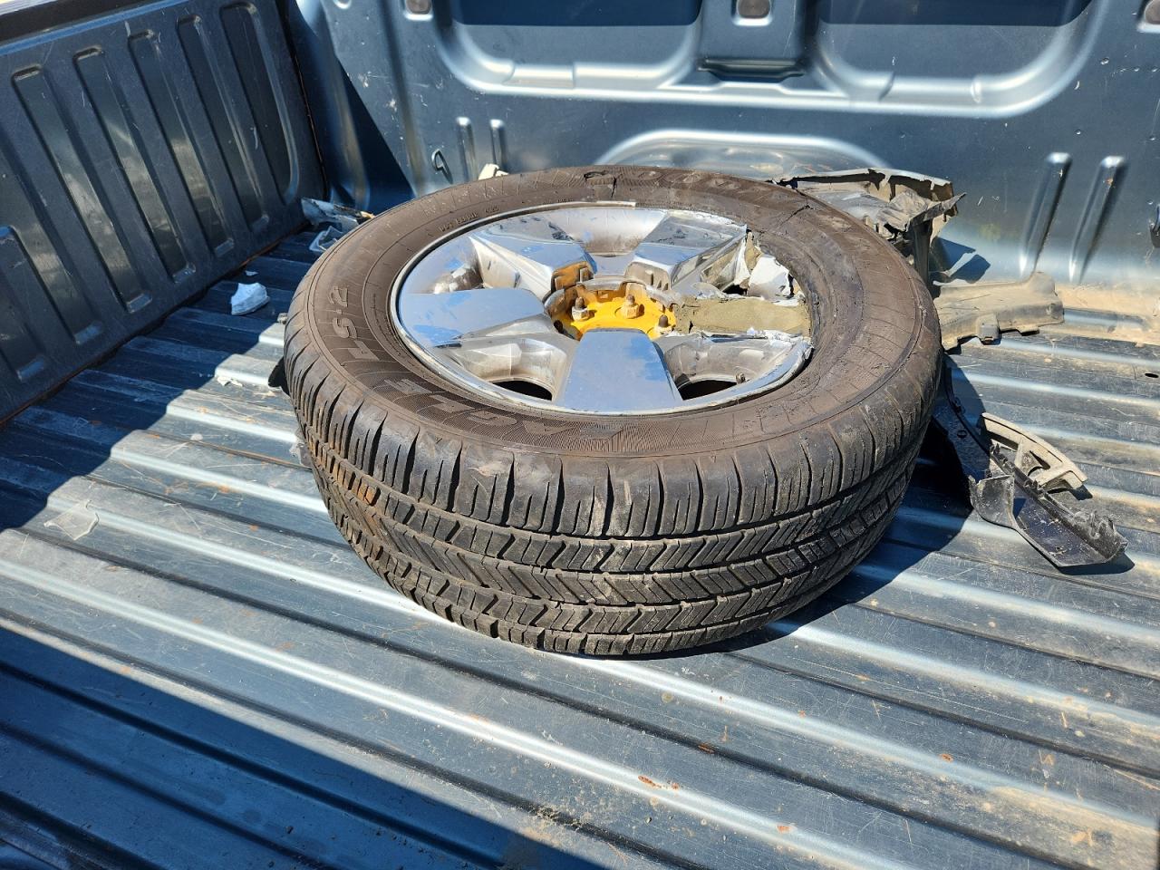 2011 Chevrolet Silverado C1500 Lt VIN: 3GCPCSE00BG280723 Lot: 71706475