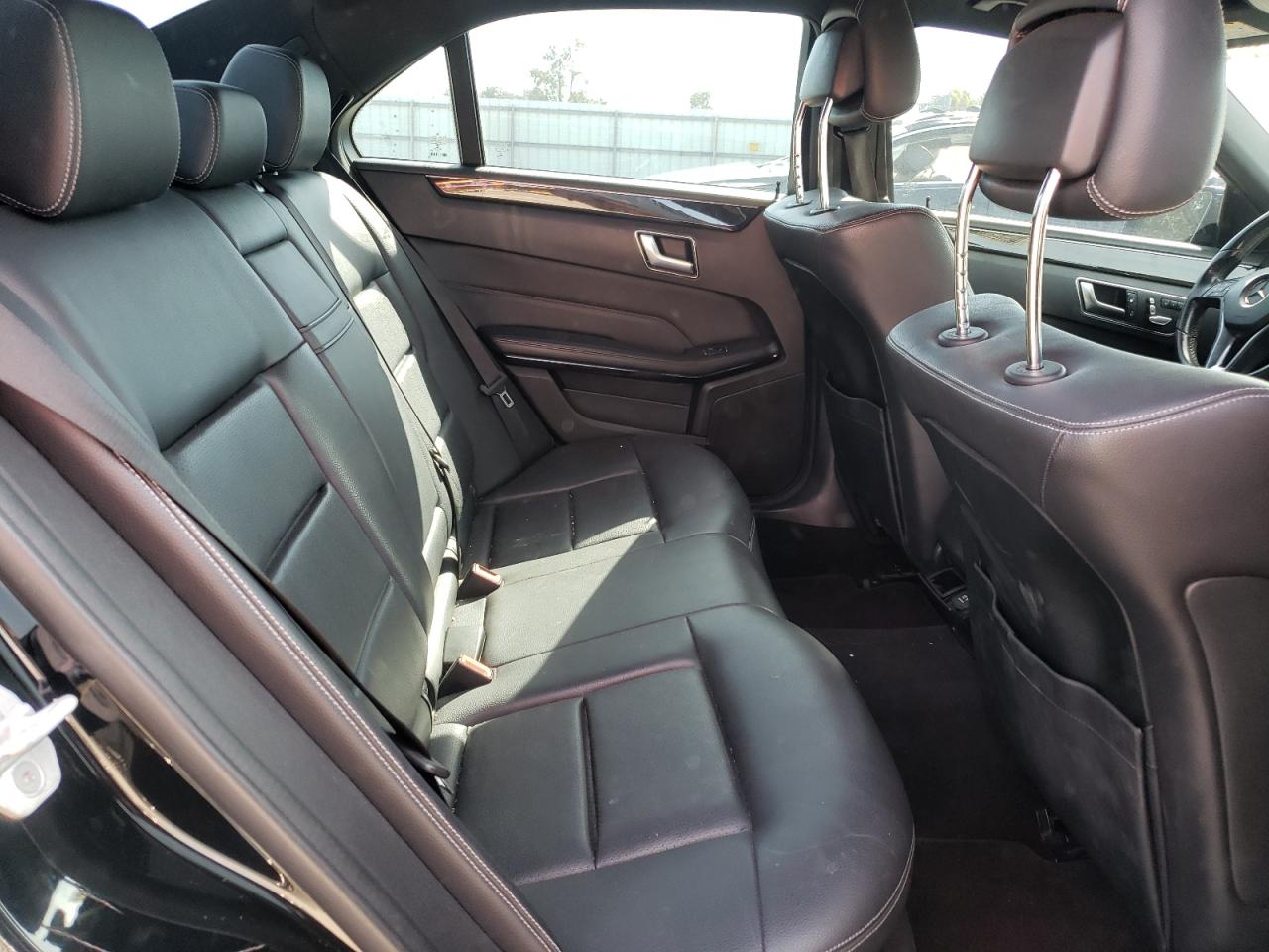2014 Mercedes-Benz E 350 VIN: WDDHF5KB2EA968573 Lot: 82036235