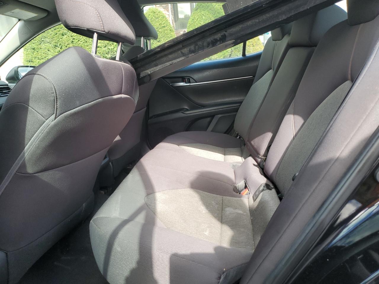 2019 Toyota Camry L VIN: 4T1B11HK6KU823752 Lot: 81478825