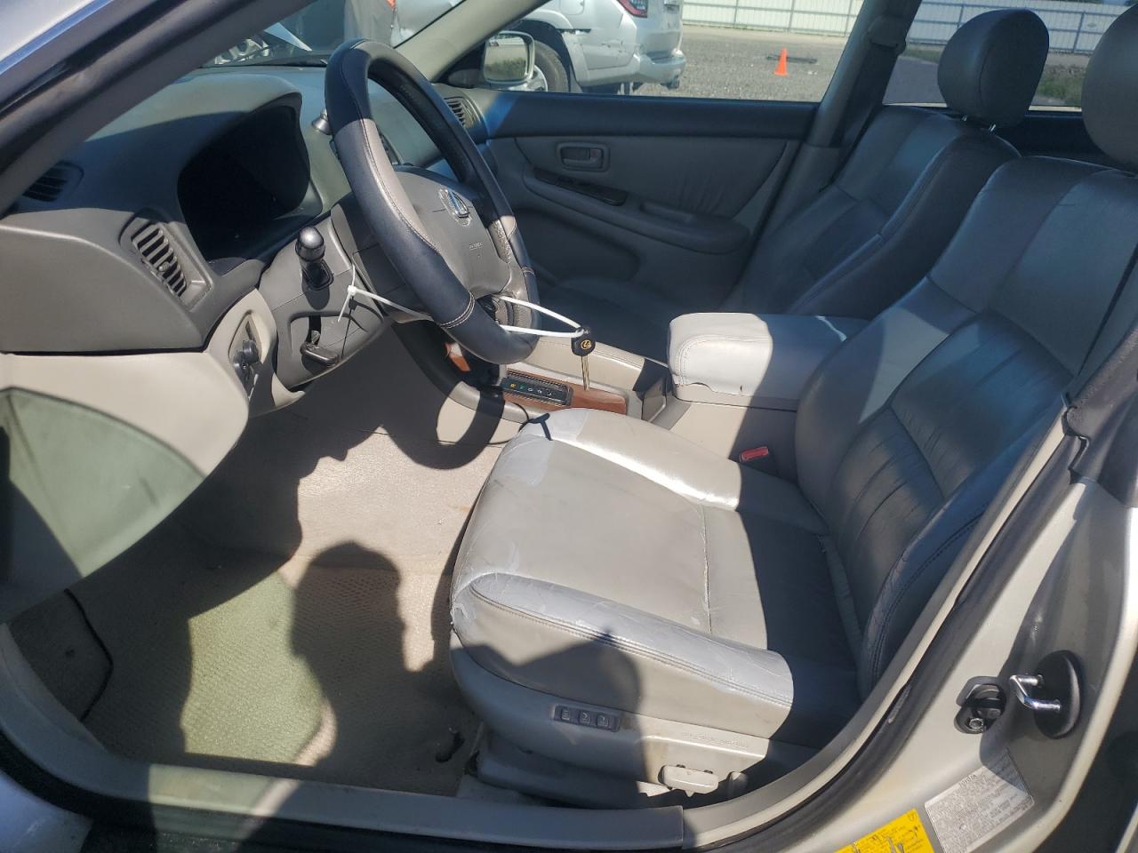 1999 Lexus Es 300 VIN: JT8BF28G0X5065883 Lot: 69515175