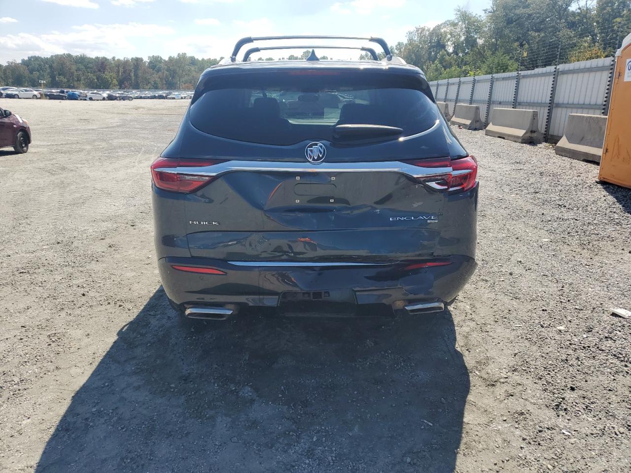 2018 Buick Enclave Premium VIN: 5GAEVBKW8JJ258302 Lot: 80551715