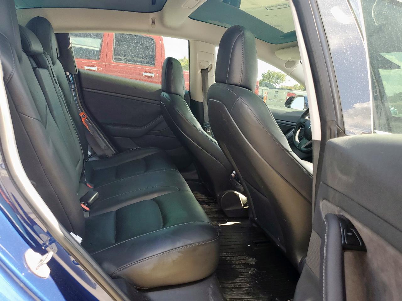 2018 Tesla Model 3 VIN: 5YJ3E1EA3JF108945 Lot: 82127615