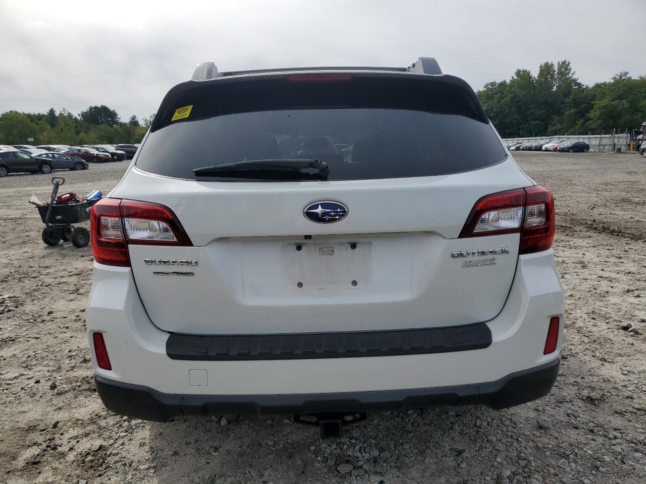 2015 Subaru Outback 2.5I Limited VIN: 4S4BSANC3F3319424 Lot: 71904035