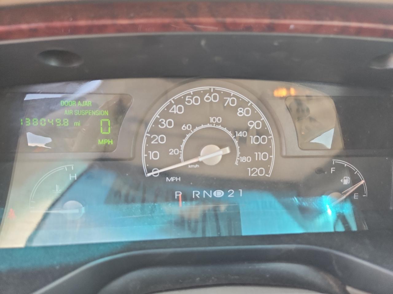 2003 Lincoln Town Car Cartier VIN: 1LNHM83W13Y613610 Lot: 71822175