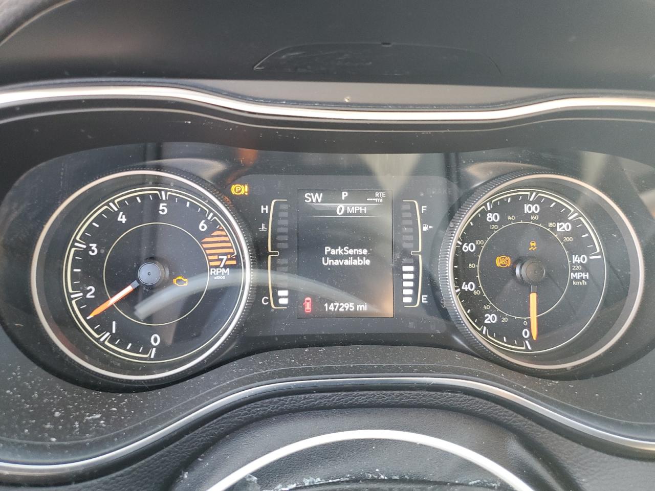 2019 Jeep Cherokee Latitude Plus VIN: 1C4PJMLB8KD385450 Lot: 80599865