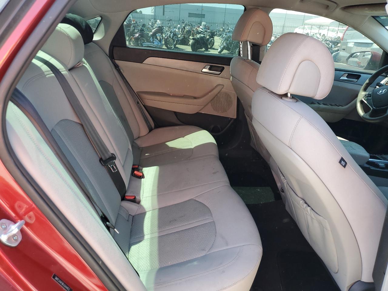 2015 Hyundai Sonata Se VIN: 5NPE24AF8FH244453 Lot: 80859165