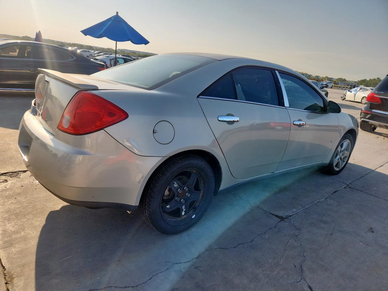2009 Pontiac G6 beige sedan gas 1G2ZG57B794134618 photo #4