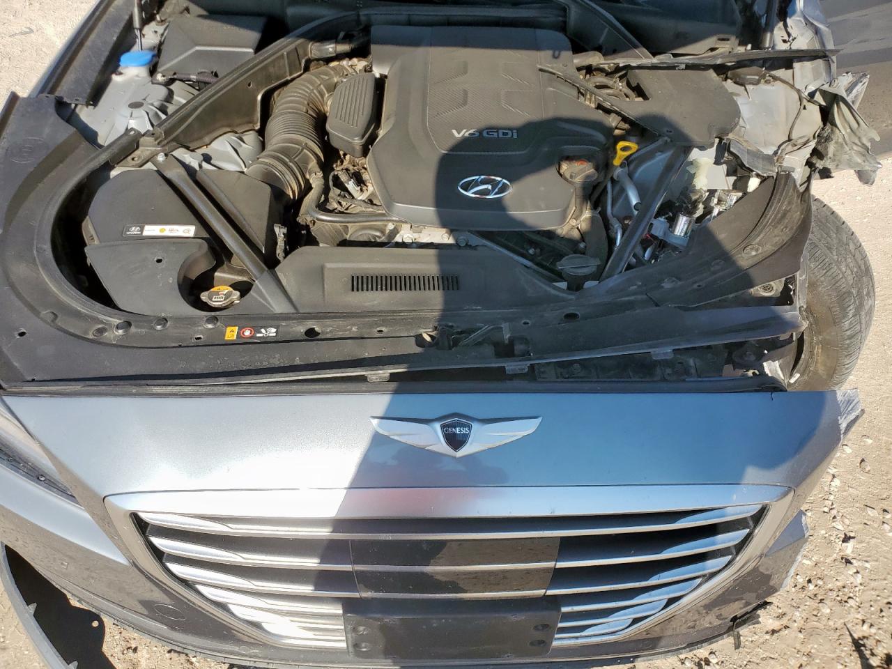 2015 Hyundai Genesis 3.8L VIN: KMHGN4JE7FU064650 Lot: 71511595