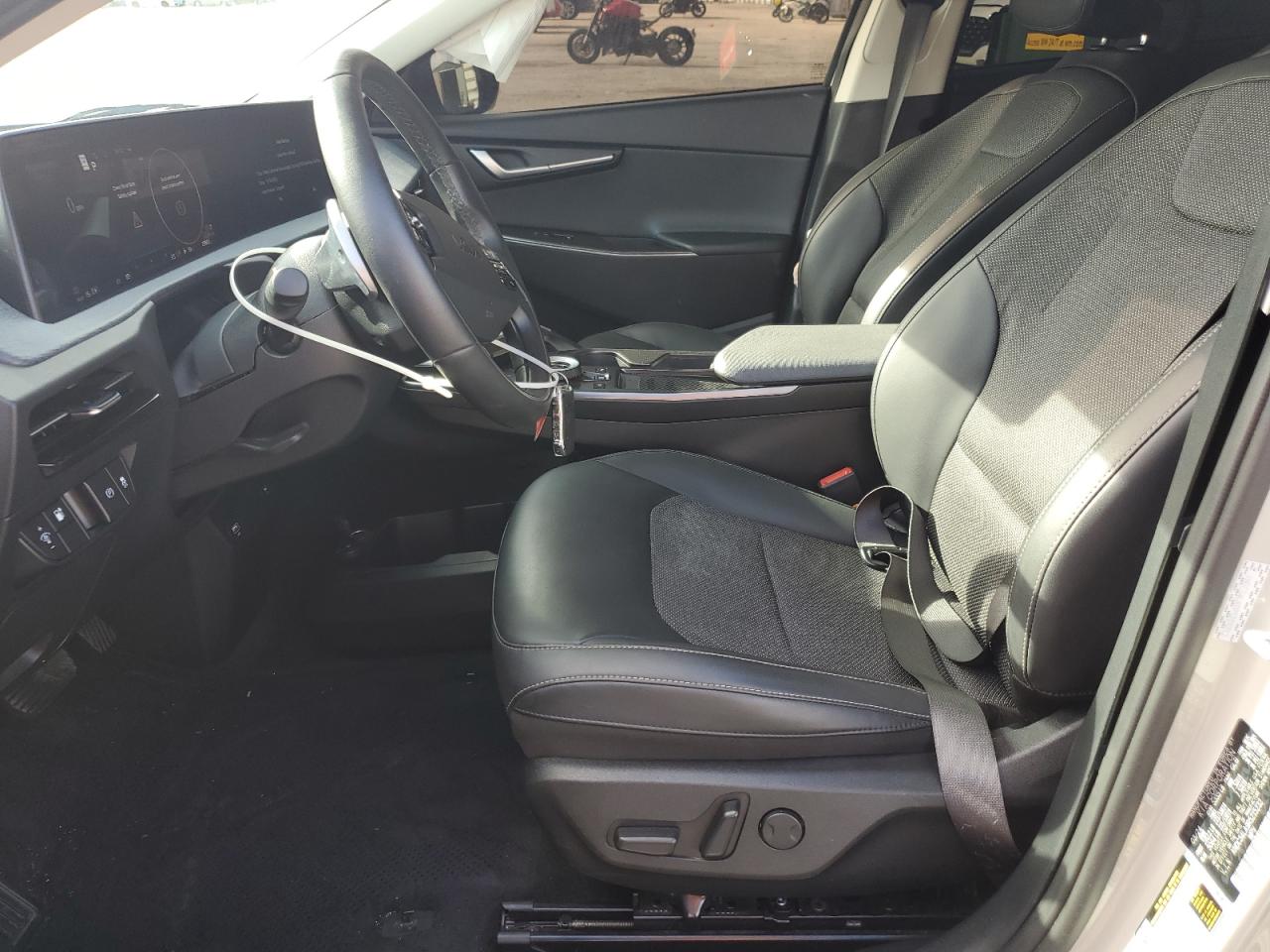 2024 Kia Ev6 Light VIN: KNDC34LA9R5215232 Lot: 81677535