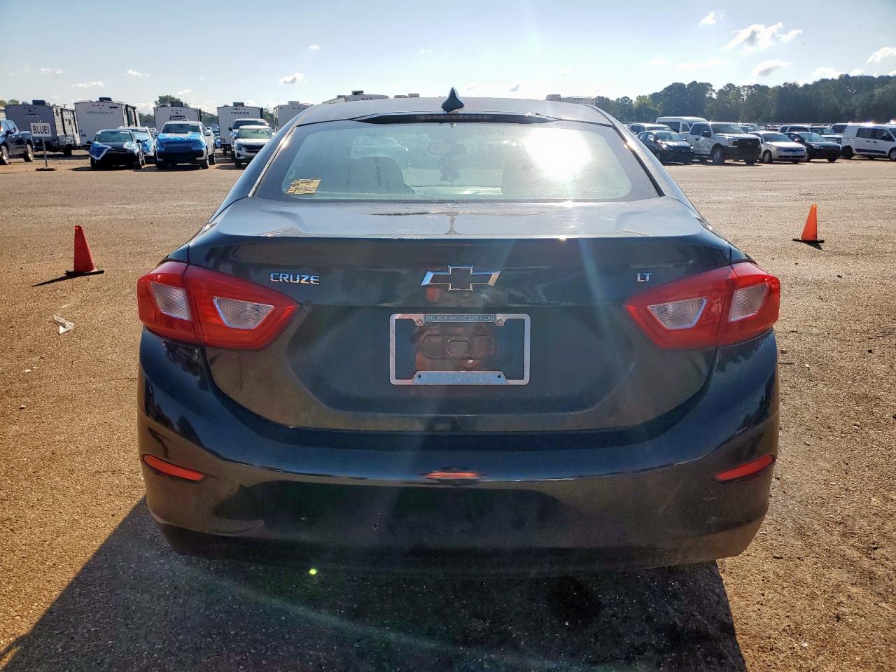 2017 Chevrolet Cruze Lt VIN: 1G1BE5SM7H7157320 Lot: 81797265