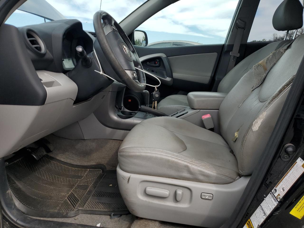 2008 Toyota Rav4 Limited VIN: JTMBK31V886047932 Lot: 71407905