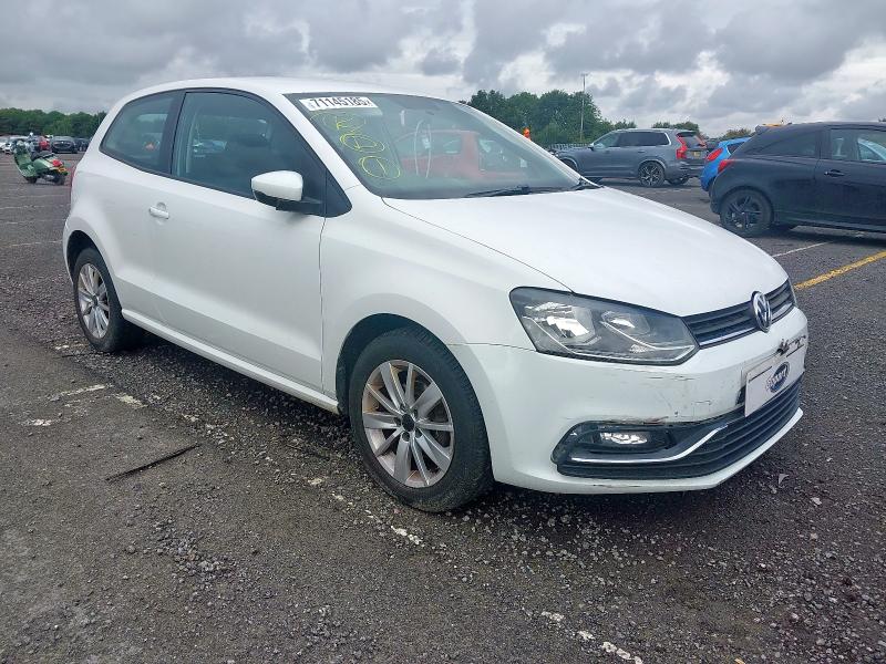 2015 VOLKSWAGEN POLO SE TSI 