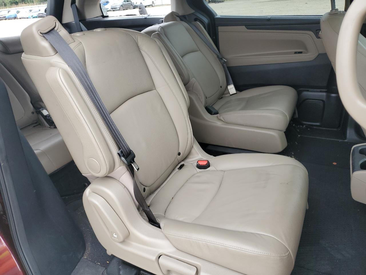 2018 Honda Odyssey Touring VIN: 5FNRL6H80JB048158 Lot: 84539105