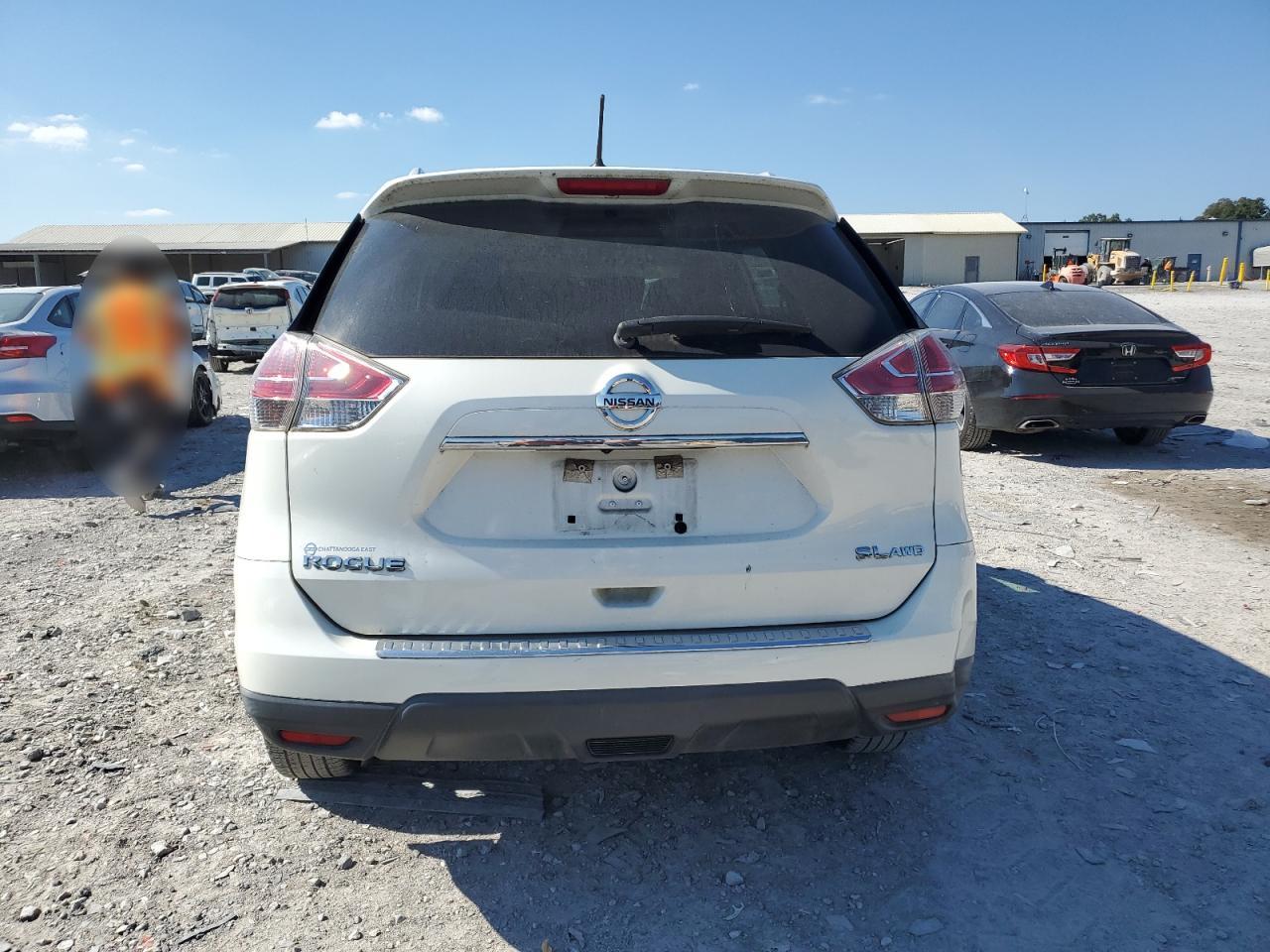 2015 Nissan Rogue S VIN: 5N1AT2MVXFC756810 Lot: 81080665
