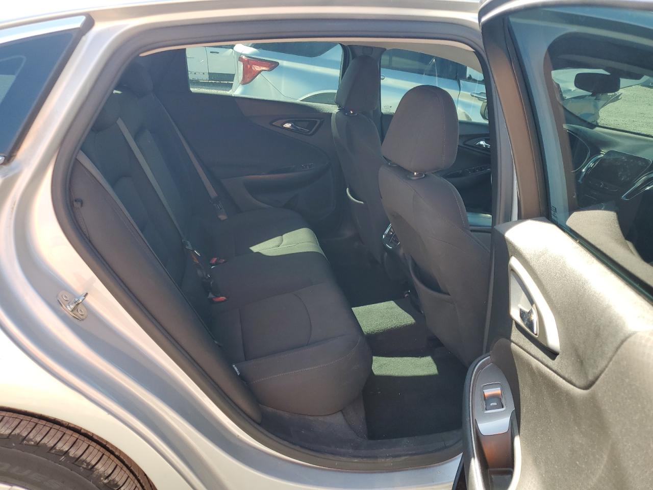 2020 Chevrolet Malibu Lt VIN: 1G1ZD5STXLF044260 Lot: 81859595