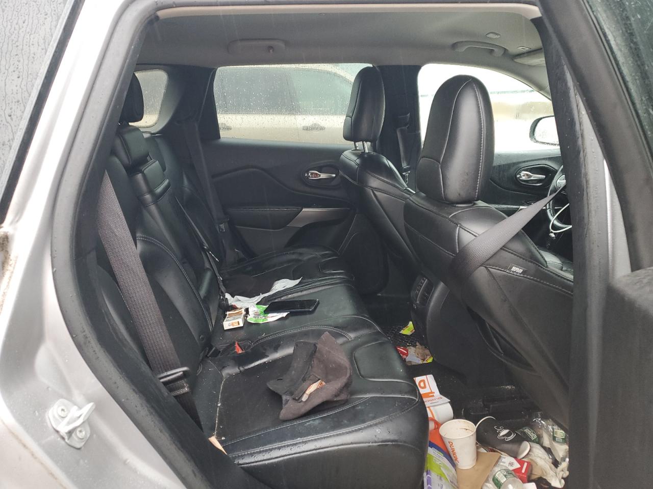 2019 Jeep Cherokee Latitude Plus VIN: 1C4PJMLN2KD383686 Lot: 81640905