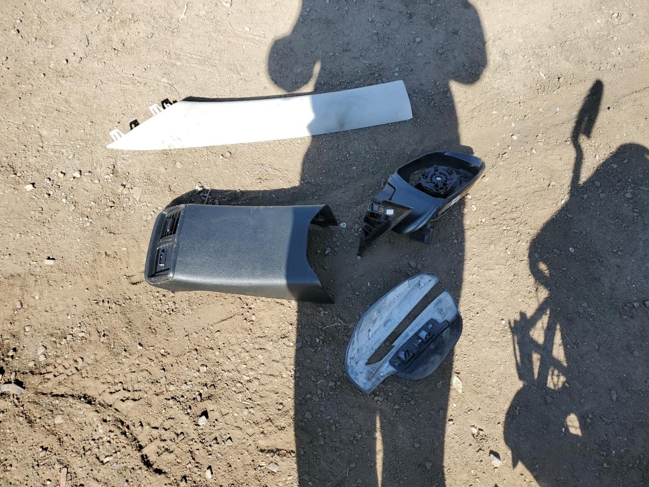 2016 Nissan Rogue S VIN: JN8AT2MV7GW133976 Lot: 84593675