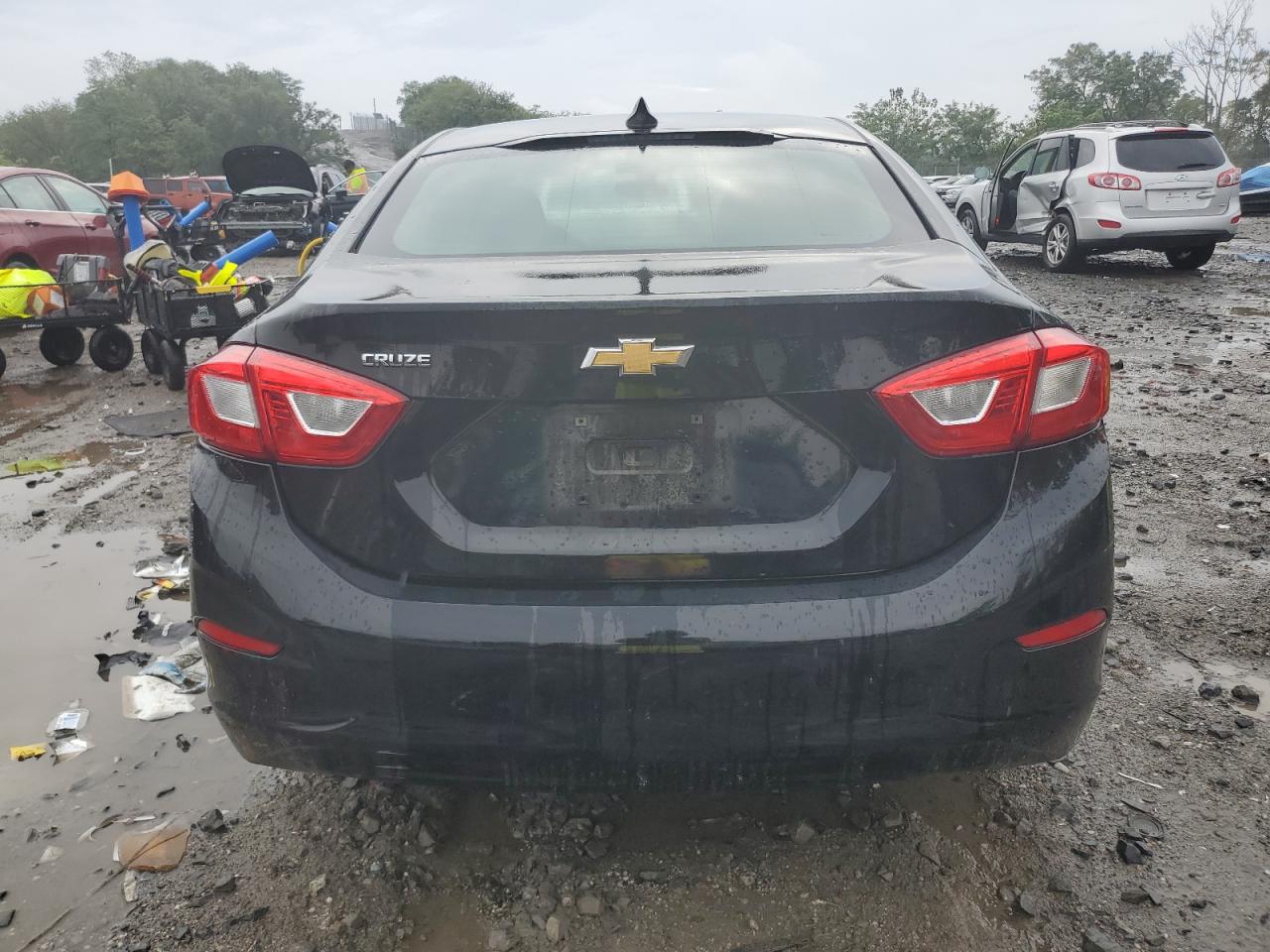2017 Chevrolet Cruze Ls VIN: 1G1BC5SM9H7206670 Lot: 81797335