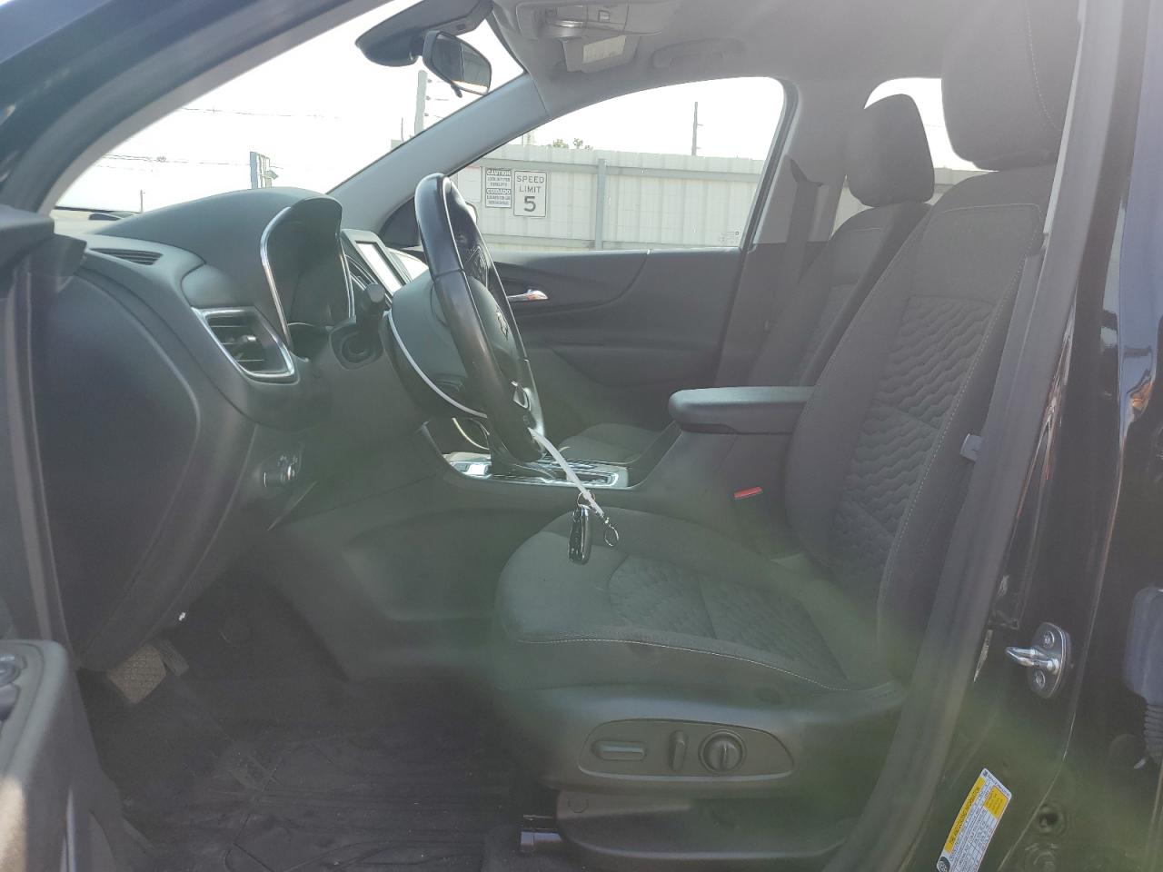 2021 Chevrolet Equinox Lt VIN: 3GNAXUEV8MS124762 Lot: 81710325