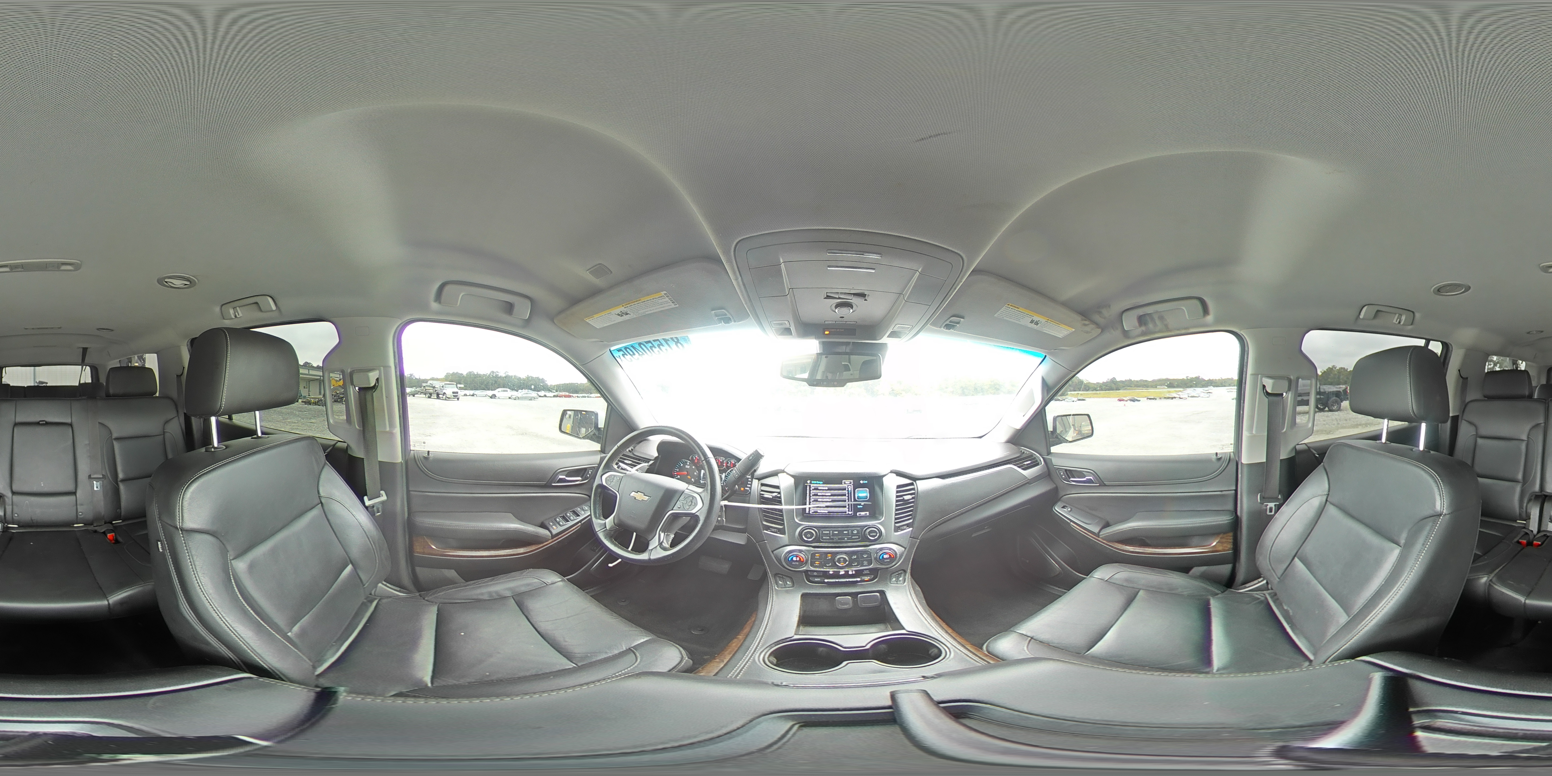 2019 Chevrolet Suburban C1500 Lt VIN: 1GNSCHKC1KR120370 Lot: 81550495