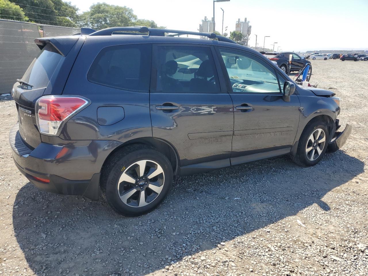 2017 Subaru Forester 2.5I Premium charcoal suv gas JF2SJAEC5HH451258 photo #4