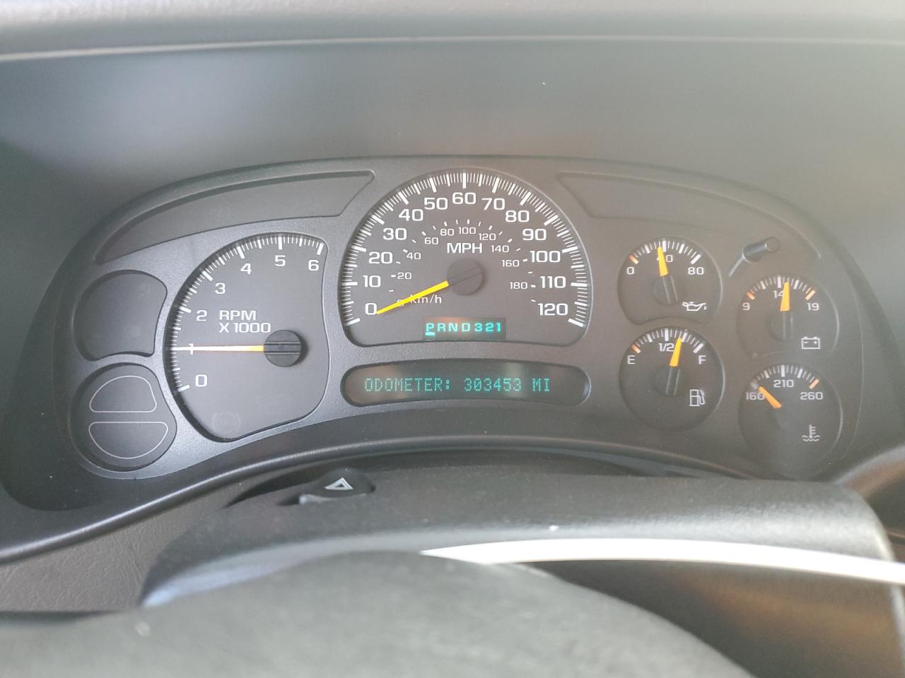 2004 Chevrolet Silverado C1500 VIN: 2GCEC19V941207725 Lot: 81846585