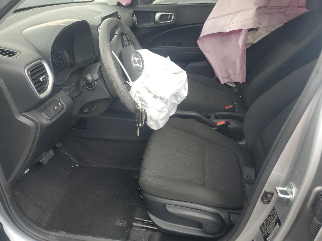 2022 Hyundai Venue Se VIN: KMHRB8A34NU198408 Lot: 71577755