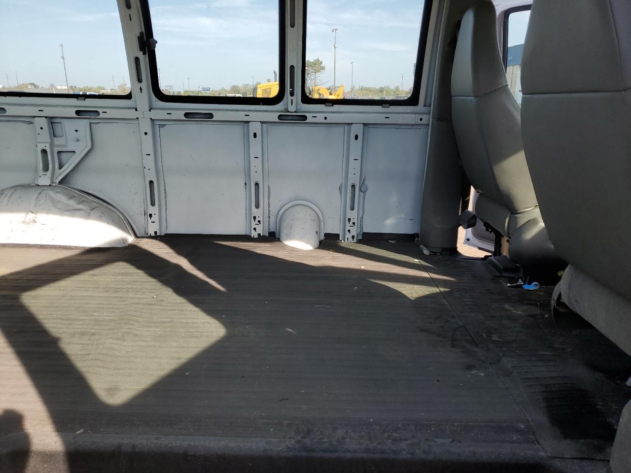 2007 Chevrolet Express G1500 VIN: 1GCFG15X871184979 Lot: 81254635