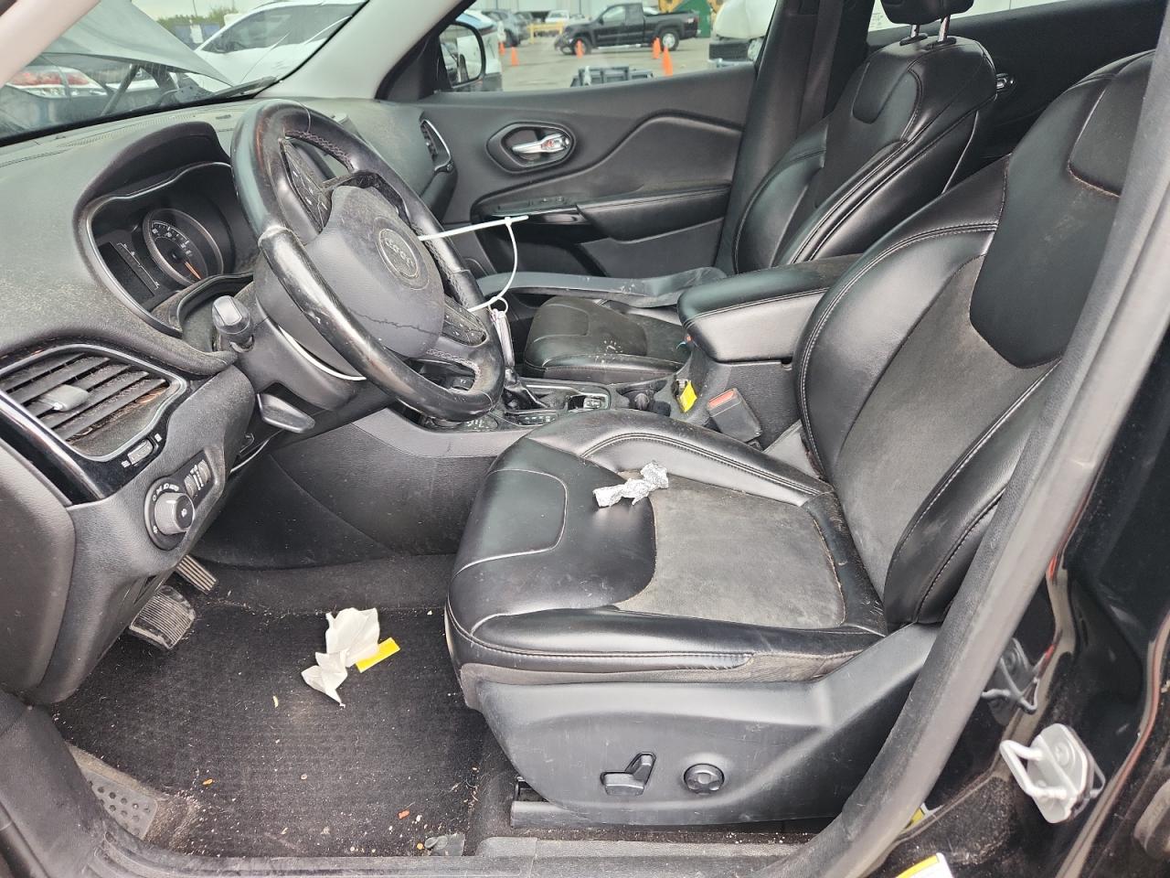 2019 Jeep Cherokee Latitude Plus VIN: 1C4PJMLX5KD420876 Lot: 70387915