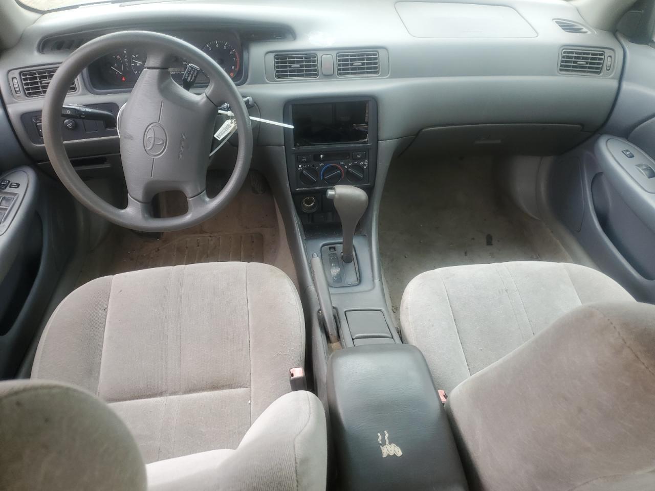 1999 Toyota Camry Ce VIN: 4T1BG22K1XU571462 Lot: 81683135