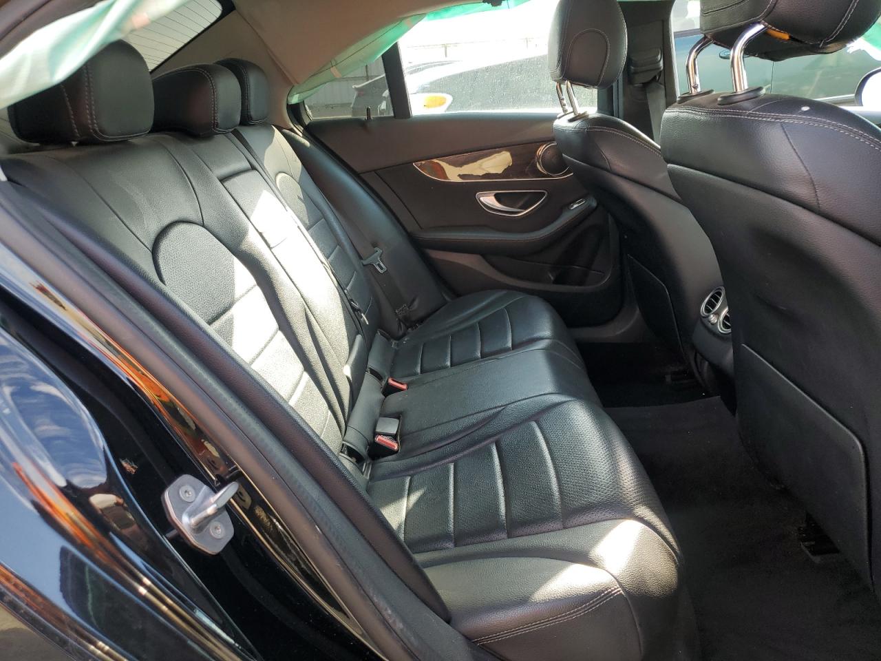 2017 Mercedes-Benz C 300 VIN: 55SWF4JBXHU193267 Lot: 81814645