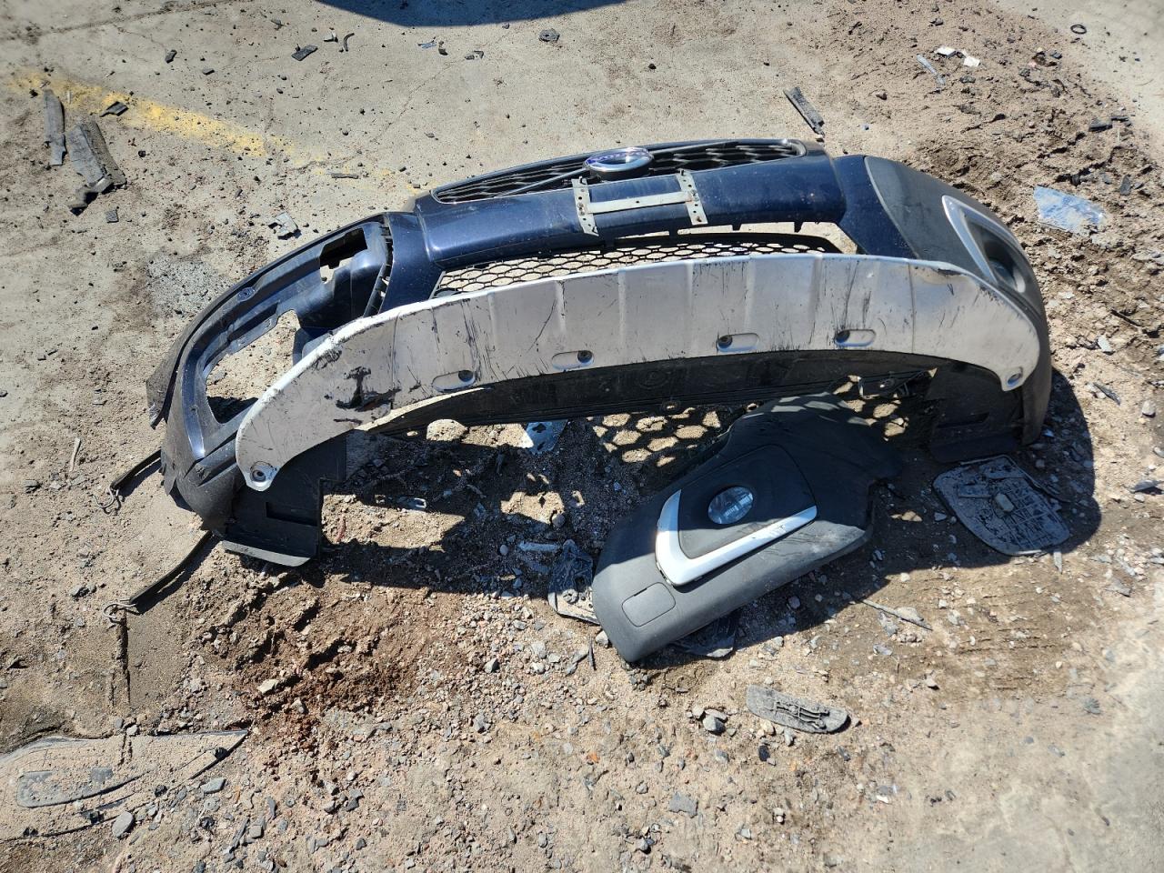 2015 Volvo Xc70 3.2 Premier VIN: YV4952NK2F1207441 Lot: 83845875