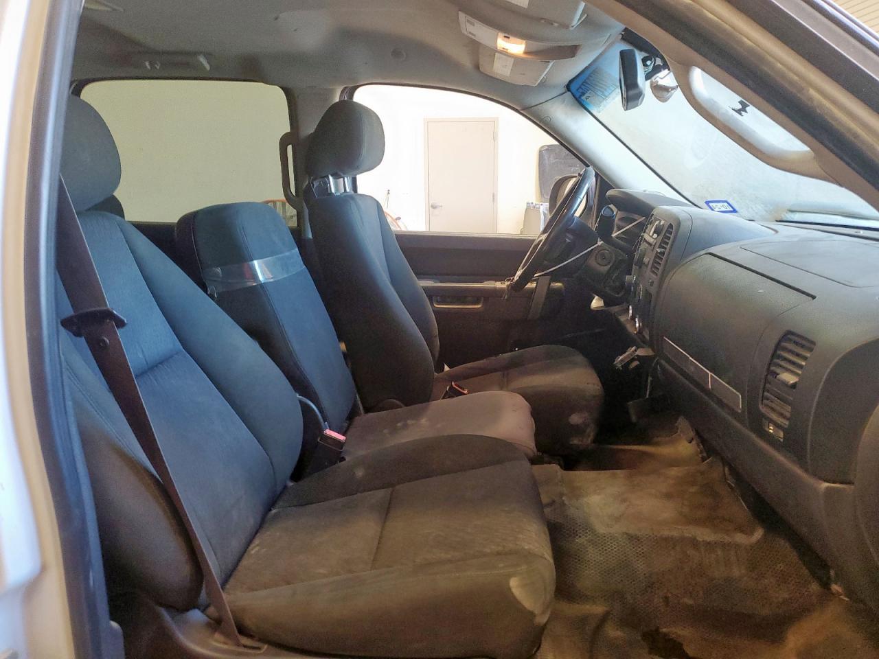 2011 Chevrolet Silverado K1500 Lt VIN: 3GCPKSE35BG373363 Lot: 84222495