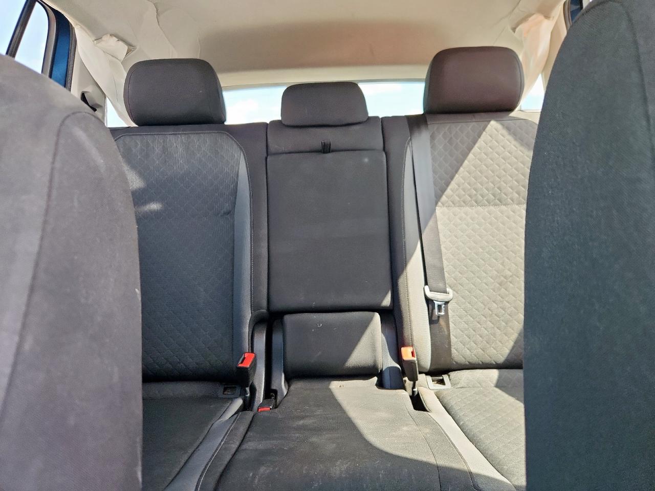 2019 Volkswagen Tiguan S VIN: 3VV1B7AX7KM155827 Lot: 82087265