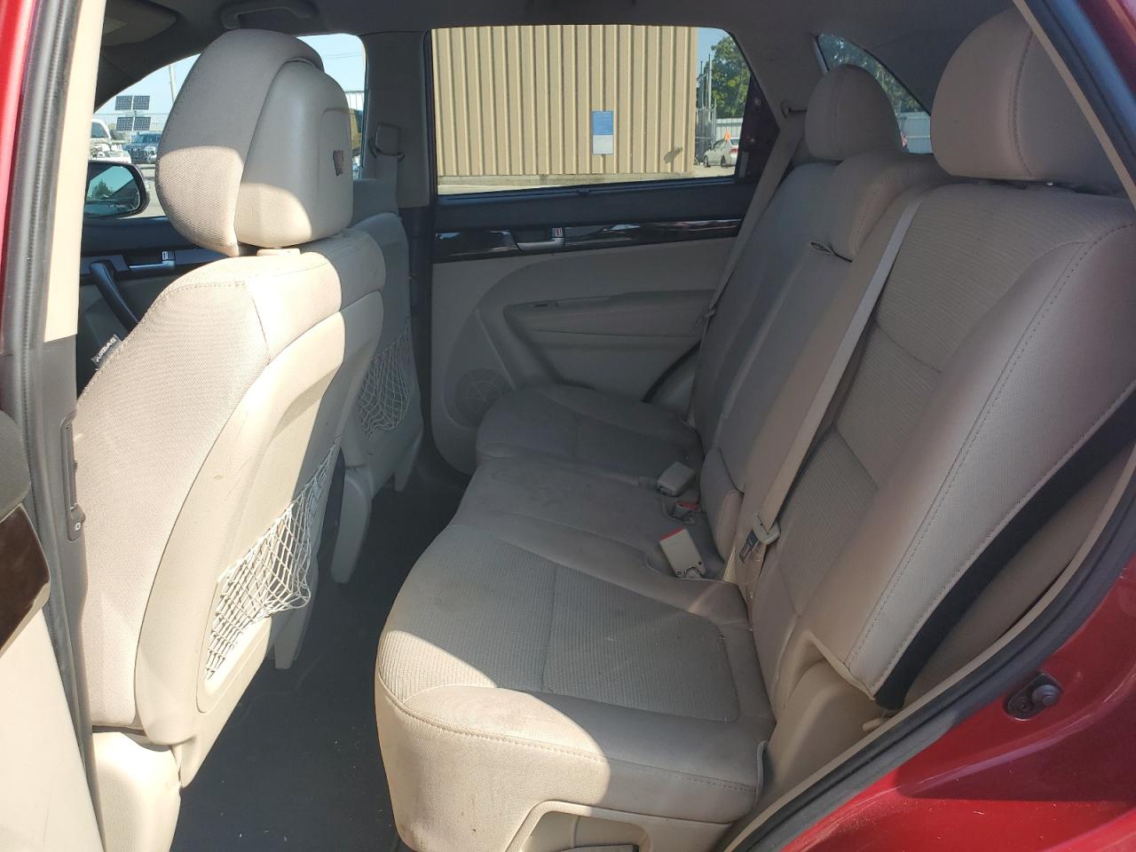 car-image car-image