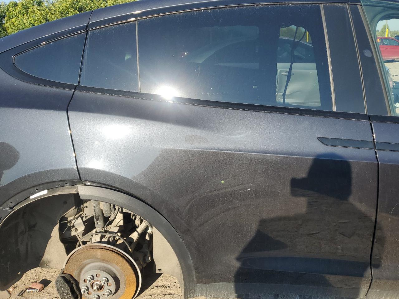 2024 Tesla Model X VIN: 7SAXCDE52RF441308 Lot: 71014925