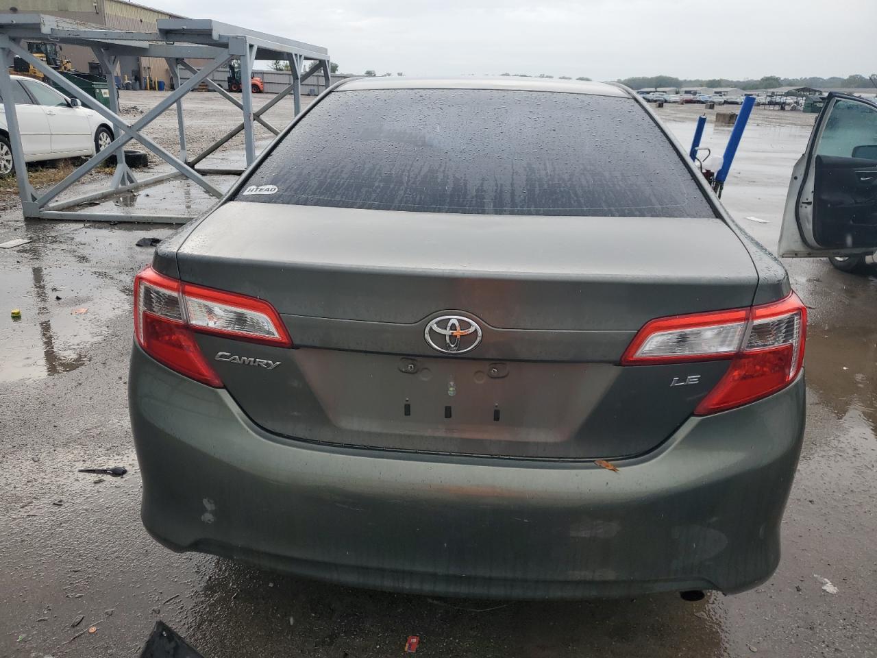 2012 Toyota Camry Base VIN: 4T4BF1FK4CR164940 Lot: 81561605